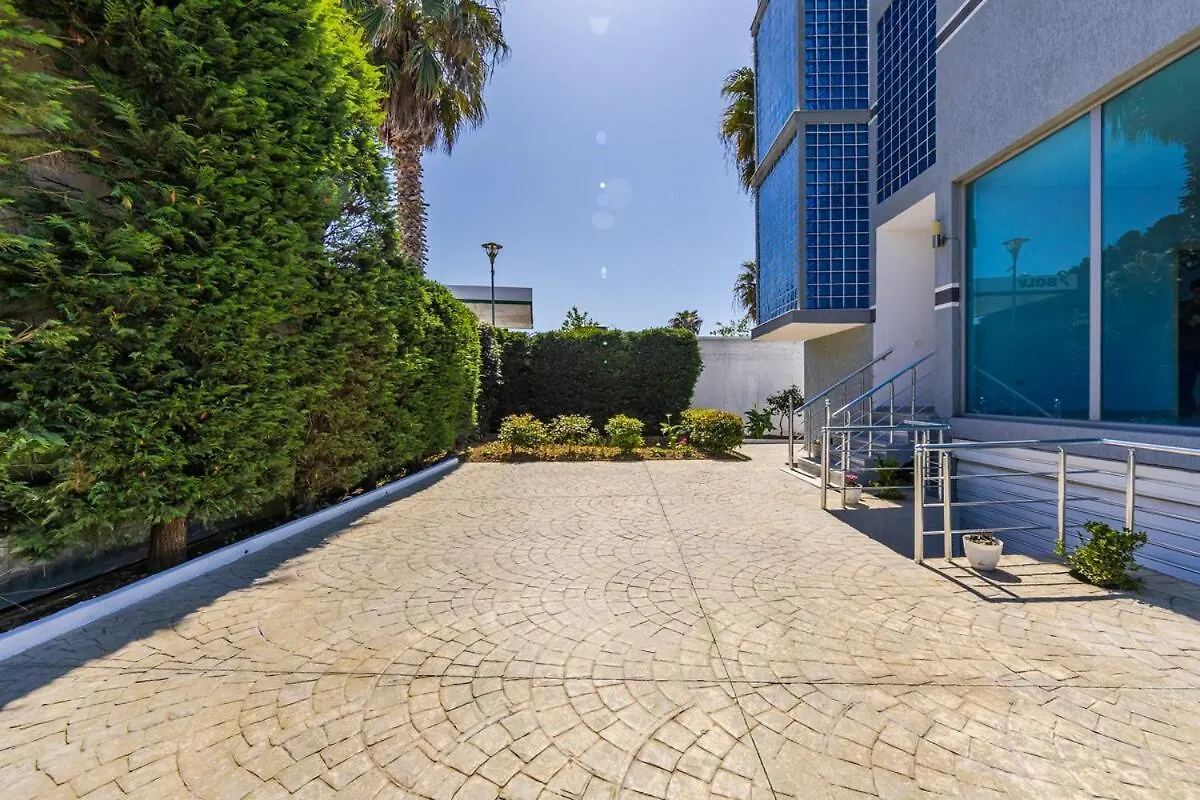 Apartment With Ac And Balcony Golem Albanien