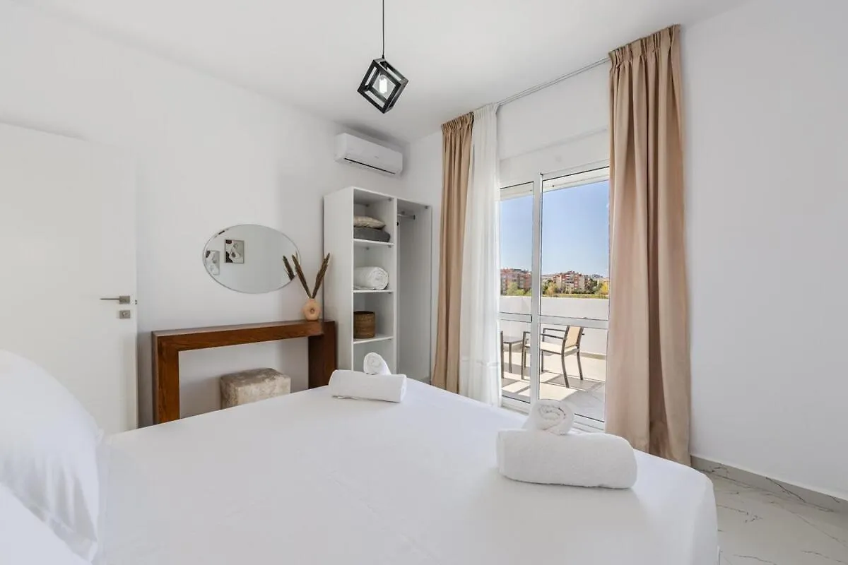 Apartment With Ac And Balcony Golem Albania